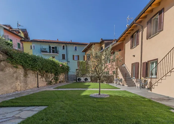 Ca Magnolia 3 *